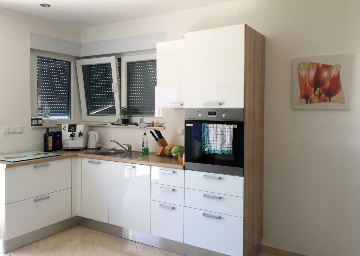 Villa Duga - Familie Il - I Vanovic Lamarra Urlaub Auf Vir Exterior foto